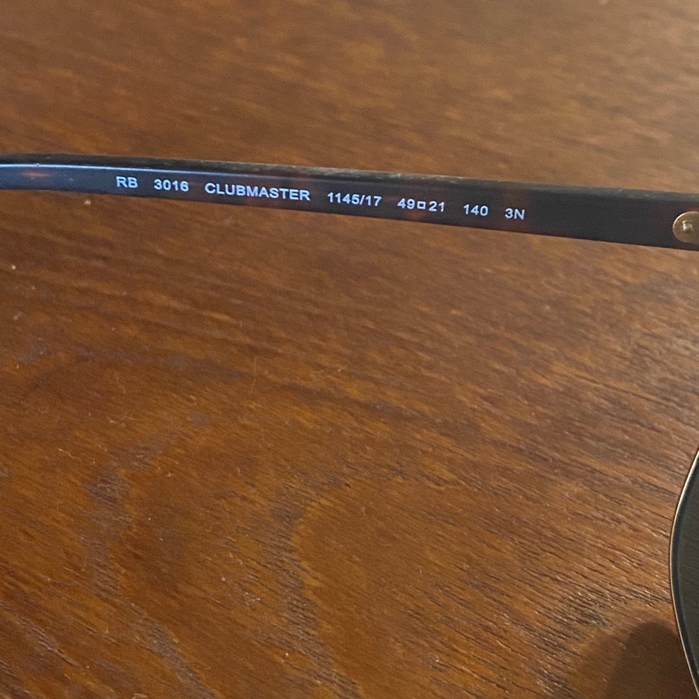 Sunglasses - image 3